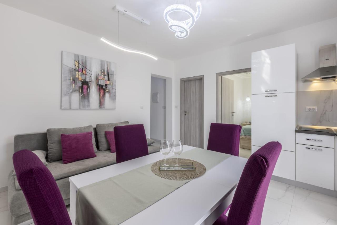 Royal Rose Gold Apartment Vodice Eksteriør billede